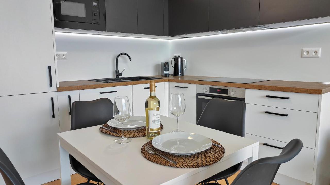 Beautiful 1 - Bedroom Apartment In Downtown 브라티슬라바 외부 사진